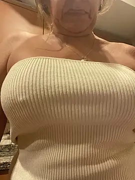 camelia3 online show from February 12, 8:18 pm