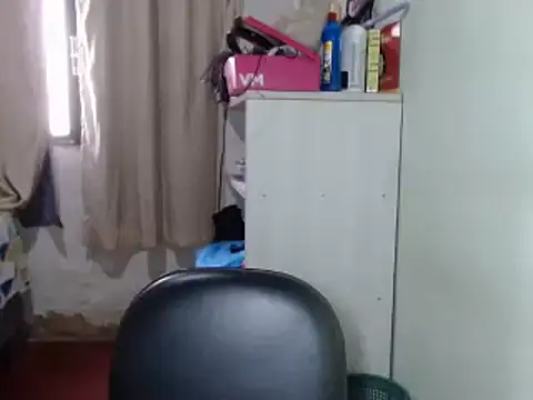 bustycarly online show from December 27, 1:28 pm