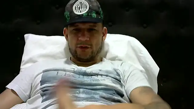 altenori112 online show from February 9, 2:17 am