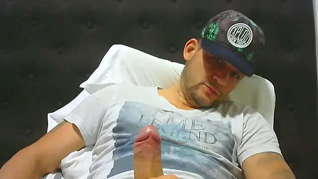 altenori112 online show from September 18, 1:51 am