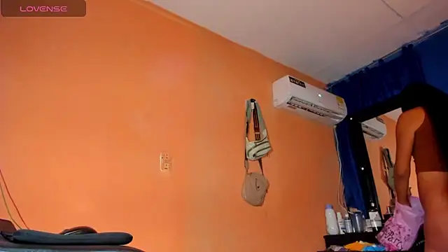 Sammybitchx online show from November 29, 8:12 pm