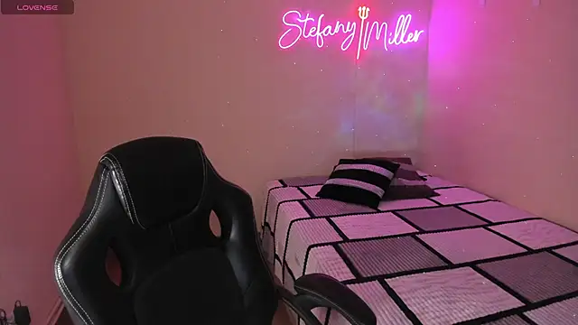 stefany miller77 online show from March 3, 9:11 am