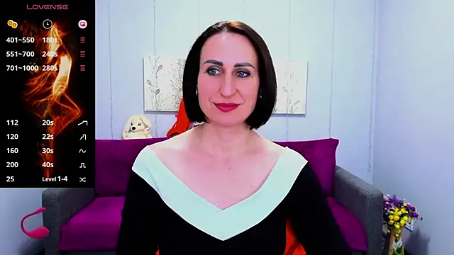 Nia Smithh online show from February 19, 6:10 pm