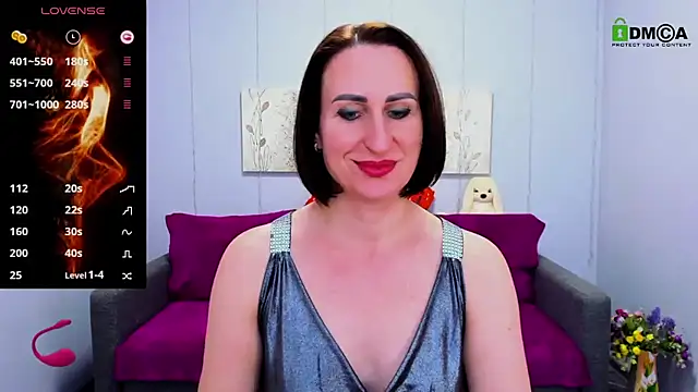 Nia Smithh online show from February 28, 1:14 pm