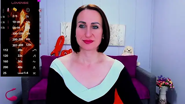 Nia Smithh online show from March 22, 4:26 pm