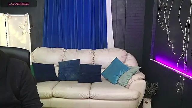 AlisaAleksandr online show from February 12, 7:13 pm