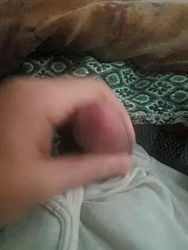 Snapshot of Ummfuss1 chatting on January 8, 1:09 pm Ummfuss1 online show from January 8, 1:09 pm