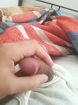 Snapshot of Ummfuss1 chatting on January 18, 4:53 pm Ummfuss1 online show from January 18, 4:53 pm