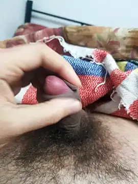 Snapshot of Ummfuss1 chatting on February 7, 12:50 pm Ummfuss1 online show from February 7, 12:50 pm