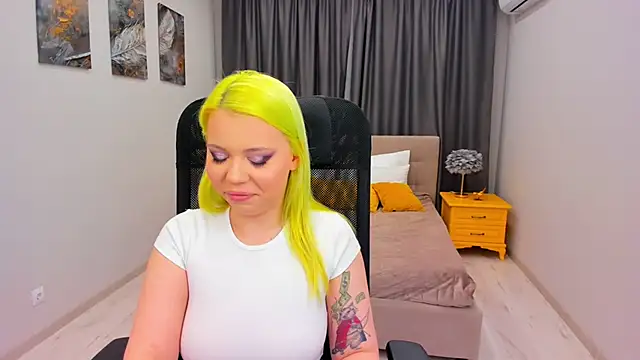 EnergyBunny 1 online show from March 10, 7:40 pm