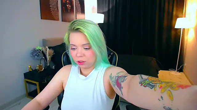 EnergyBunny 1 online show from October 6, 7:33 pm