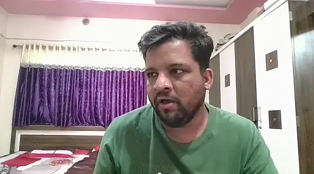 Snapshot of dhruv_love chatting on March 7, 8:34 am dhruv love online show from March 7, 8:34 am