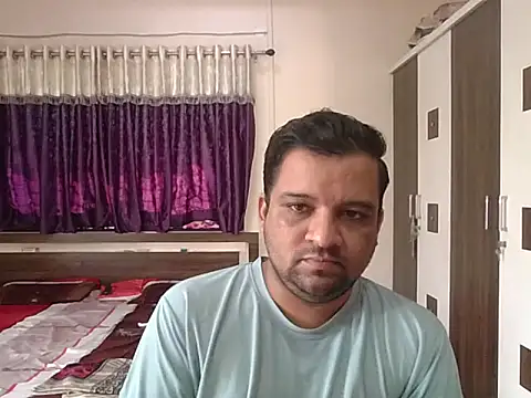 Snapshot of dhruv_love chatting on October 10, 4:11 am dhruv love online show from October 10, 4:11 am