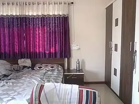 Snapshot of dhruv_love chatting on December 16, 3:55 am dhruv love online show from December 16, 3:55 am