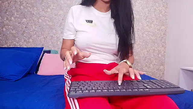 Snapshot of samanta_360 chatting on January 26, 12:01 pm samanta 360 online show from January 26, 12:01 pm