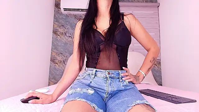 Snapshot of samanta_360 chatting on December 3, 12:25 pm samanta 360 online show from December 3, 12:25 pm