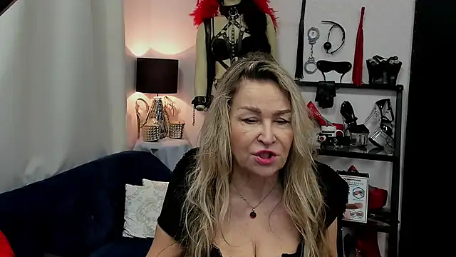 crystaLUX online show from February 28, 5:48 am