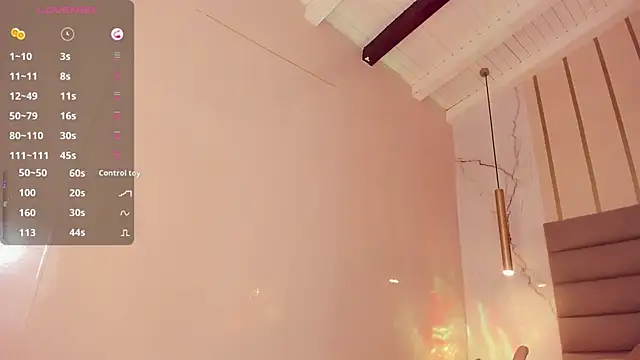 Snapshot of Mariana_sweetest chatting on February 9, 11:04 pm Mariana sweetest online show from February 9, 11:04 pm