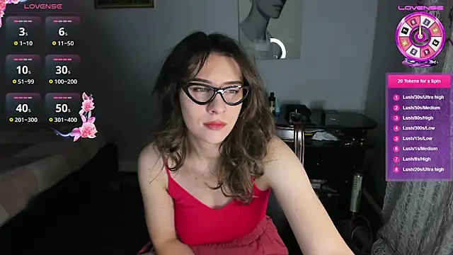 Snapshot of KindKristy chatting on January 6, 5:08 am KindKristy online show from January 6, 5:08 am