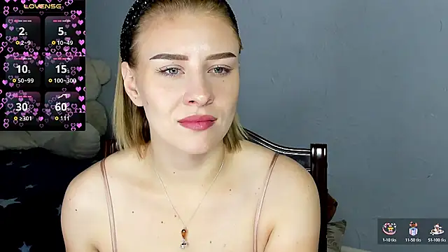 Snapshot of KindKristy chatting on September 14, 6:12 am KindKristy online show from September 14, 6:12 am