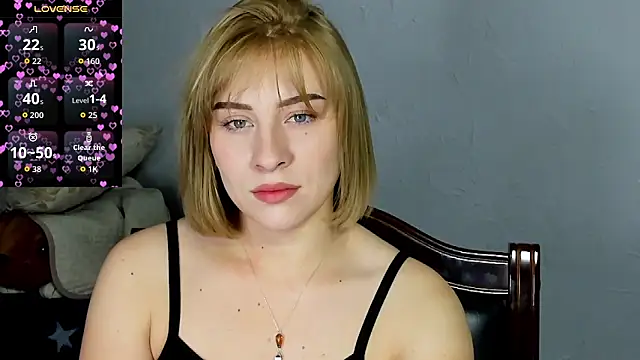 Snapshot of KindKristy chatting on September 15, 5:07 am KindKristy online show from September 15, 5:07 am