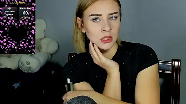 Snapshot of KindKristy chatting on September 24, 4:27 am KindKristy online show from September 24, 4:27 am