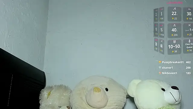 Snapshot of KindKristy chatting on October 19, 5:19 am KindKristy online show from October 19, 5:19 am