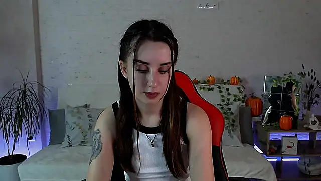 FranceskoJones online show from November 5, 12:54 am