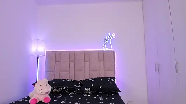 DannaTeen online show from February 5, 9:18 pm