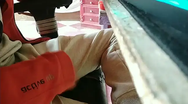 growing20yo online show from February 4, 8:13 am