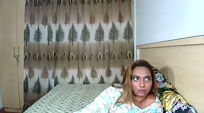 sexyindianchic online show from January 25, 1:10 am