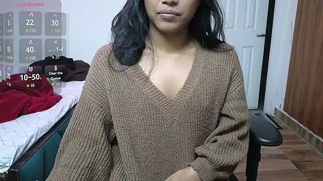 Snapshot of DarlingJenny22 chatting on December 5, 4:25 pm DarlingJenny22 online show from December 5, 4:25 pm