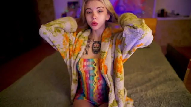 Allison Cuty online show from February 20, 9:09 pm