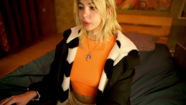 Allison Cuty online show from October 4, 8:07 pm