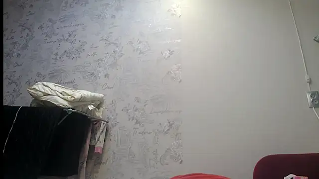 Snapshot of alisacucumber chatting on December 14, 7:46 pm alisacucumber online show from December 14, 7:46 pm