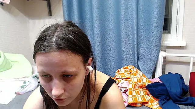 Snapshot of alisacucumber chatting on November 8, 4:40 pm alisacucumber online show from November 8, 4:40 pm