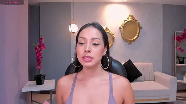 Snapshot of BrennaWalker chatting on January 21, 4:10 am BrennaWalker online show from January 21, 4:10 am