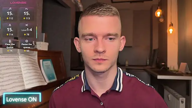 Marvelboy  online show from November 10, 9:25 pm