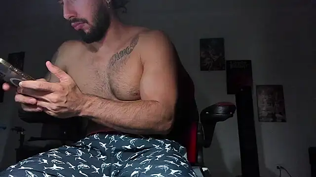 Snapshot of Baky_sexy chatting on March 5, 3:40 pm Baky sexy online show from March 5, 3:40 pm