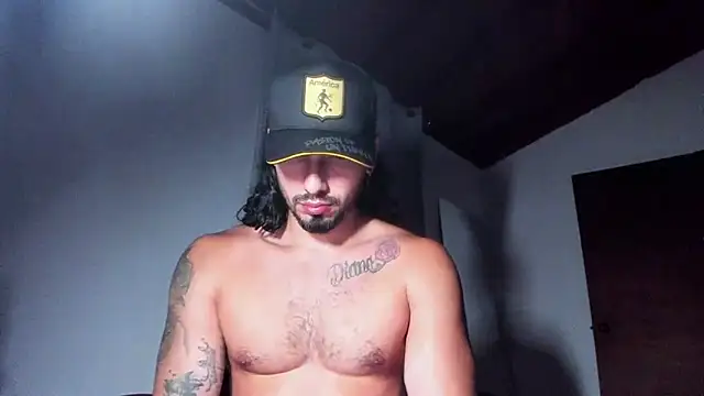 Snapshot of Baky_sexy chatting on October 9, 12:19 am Baky sexy online show from October 9, 12:19 am