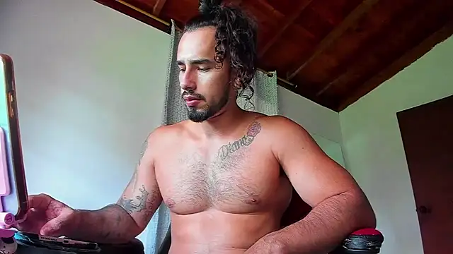 Snapshot of Baky_sexy chatting on November 11, 3:56 pm Baky sexy online show from November 11, 3:56 pm