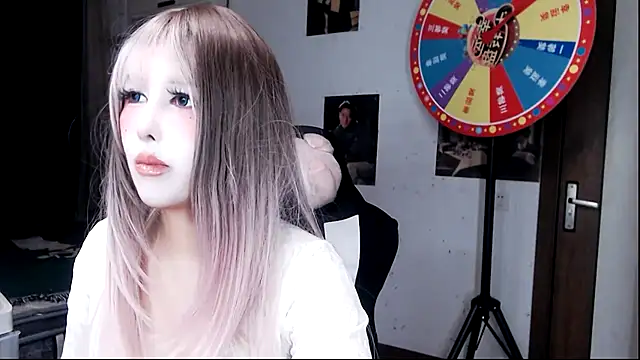 candy cola online show from February 16, 1:25 am