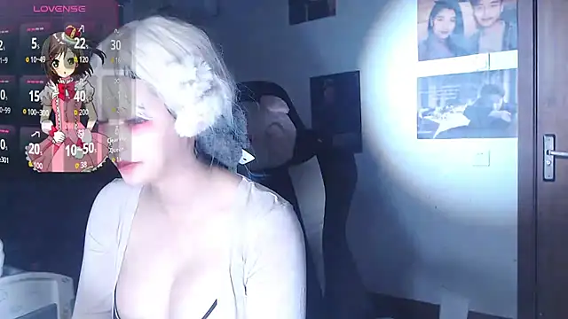 candy cola online show from October 12, 5:39 am