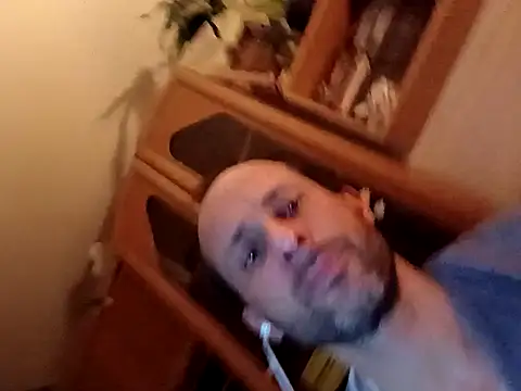 FireFox Feel online show from March 12, 7:38 pm