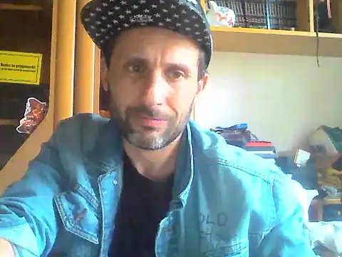 FireFox Feel online show from March 22, 1:41 pm