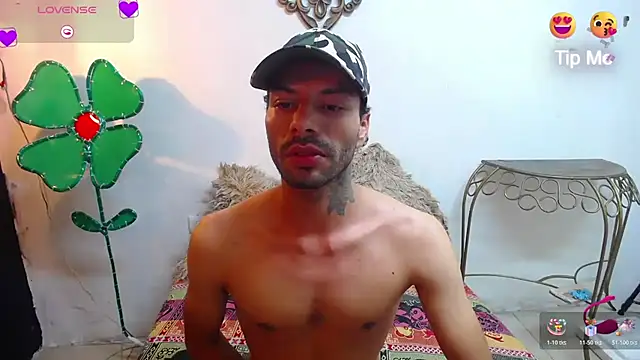 Snapshot of SexyKataShow chatting on November 19, 11:43 am SexyKataShow online show from November 19, 11:43 am