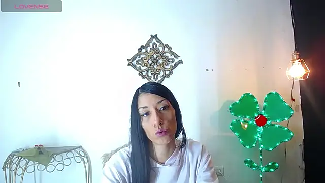 Snapshot of SexyKataShow chatting on November 22, 3:49 am SexyKataShow online show from November 22, 3:49 am