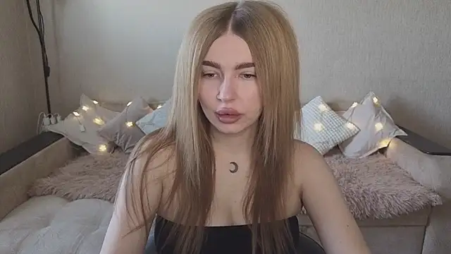 Snapshot of ViolettaLopez chatting on September 21, 12:07 pm ViolettaLopez online show from September 21, 12:07 pm