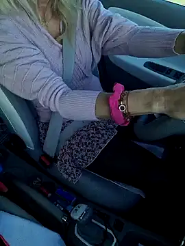 Nathotsexy1 online show from December 12, 8:47 am