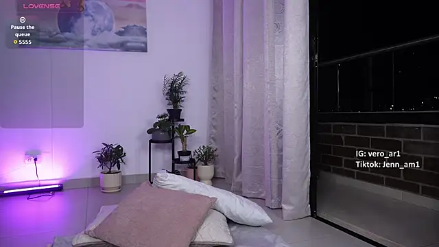 Veronica ar online show from October 28, 12:25 am